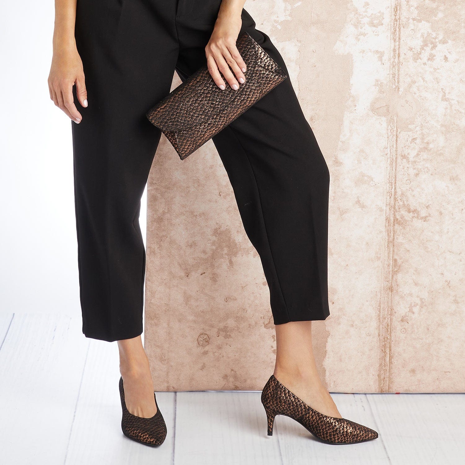 Shoes Carmen: Metallic Suede Sole Bliss USA