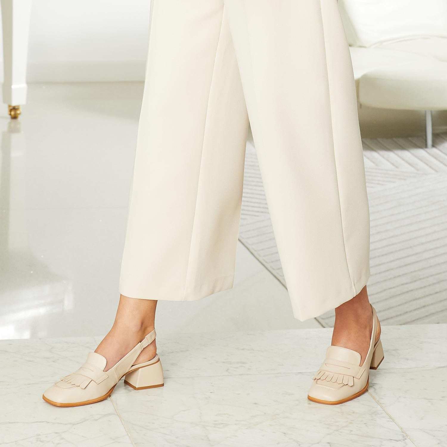 Shoes Gigi: Cream Leather Sole Bliss USA