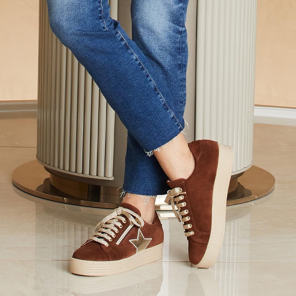 Shoes Hampton Star: Chestnut Suede & Gold Sole Bliss USA