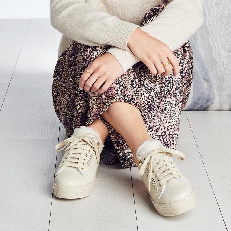 Shoes Honey: Cream Leather & Shearling Sole Bliss USA