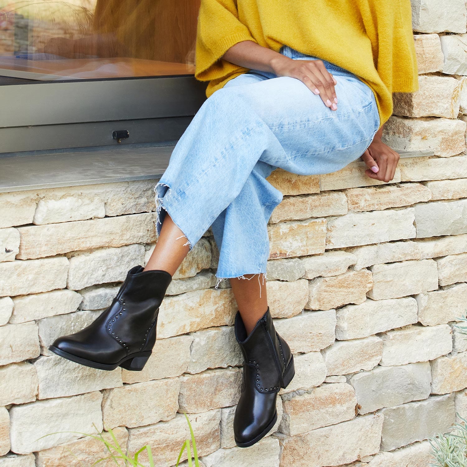 Boots Phoenix: Black Leather Sole Bliss USA