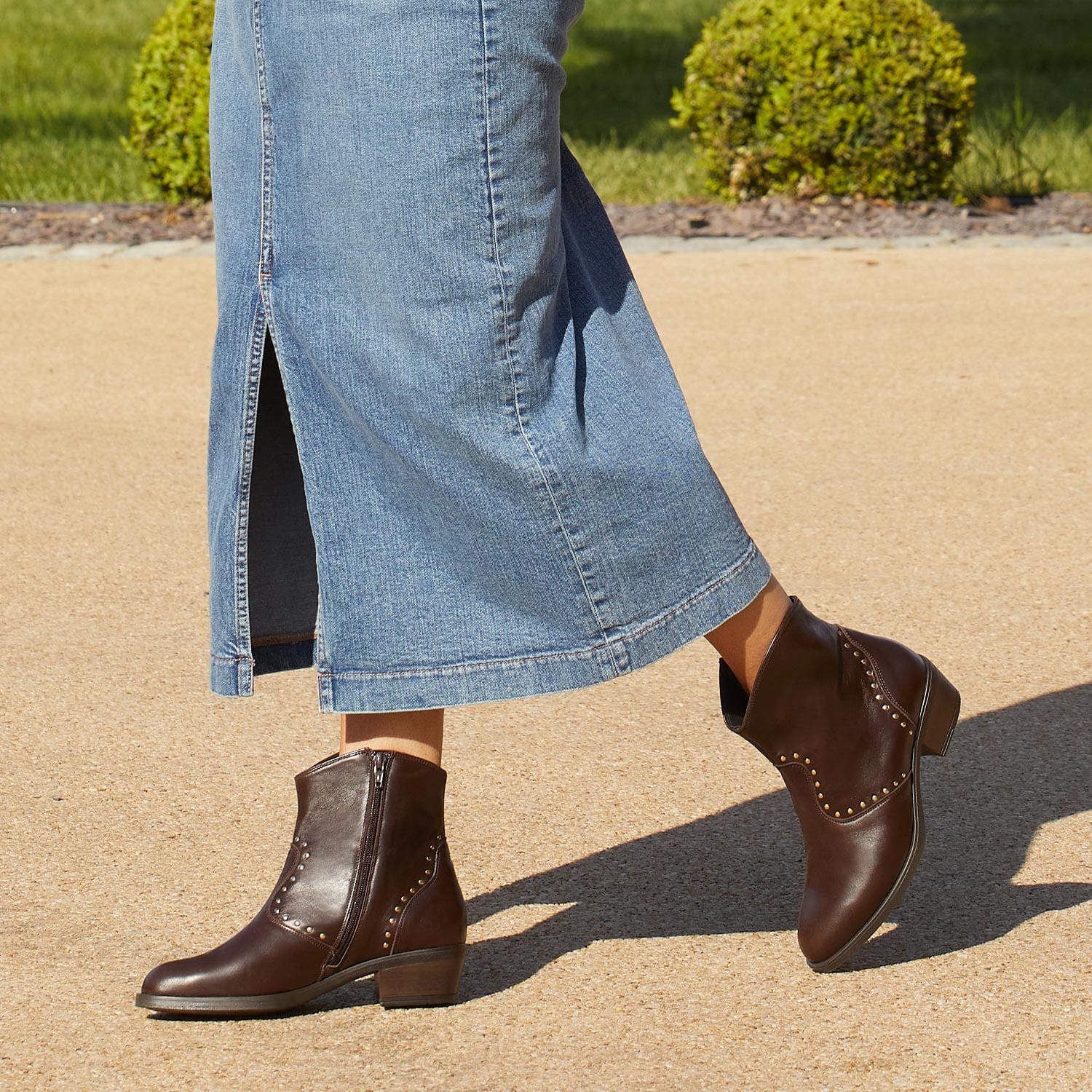 Boots Phoenix: Chocolate Leather Sole Bliss USA