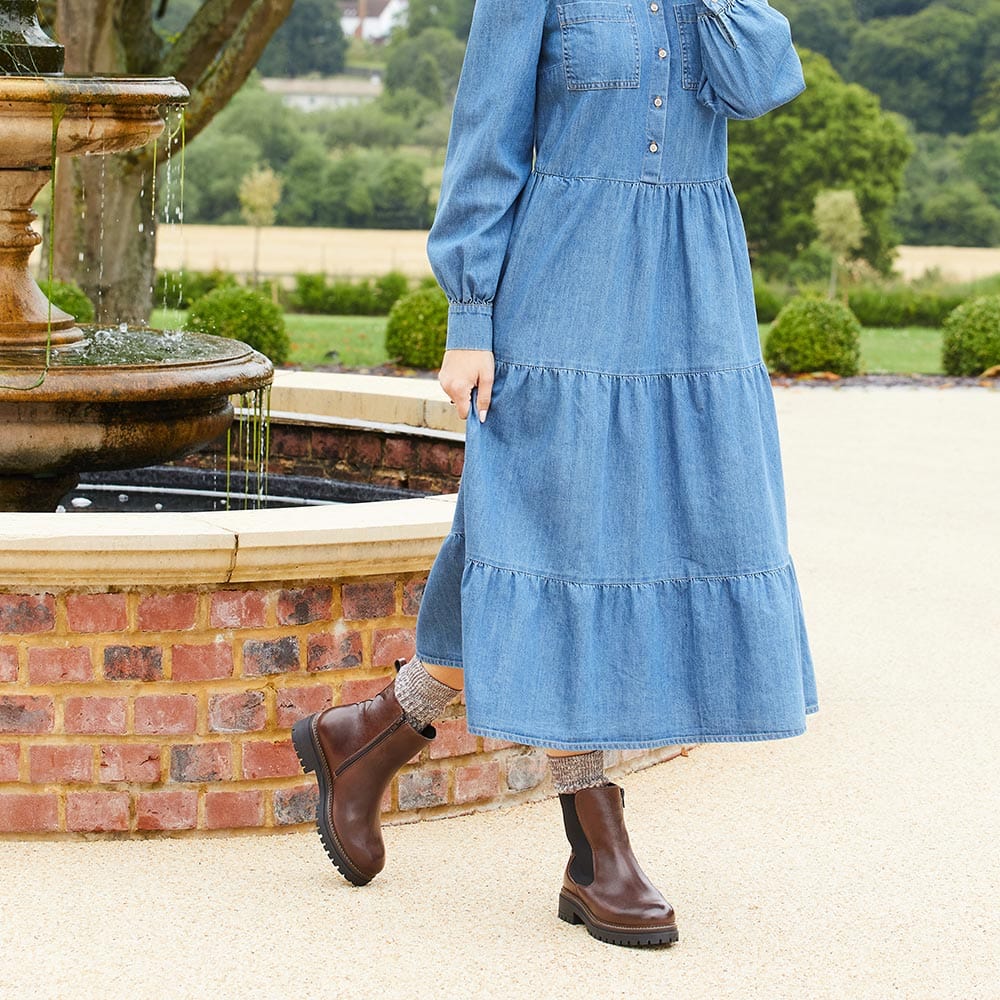 Boots Roxy: Chestnut Leather Sole Bliss USA