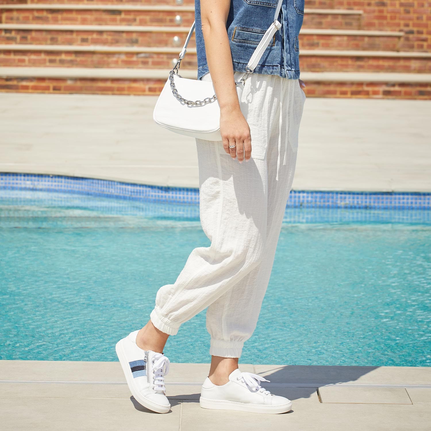 Shoes Sprint: White Leather & Multi Denim Sole Bliss USA