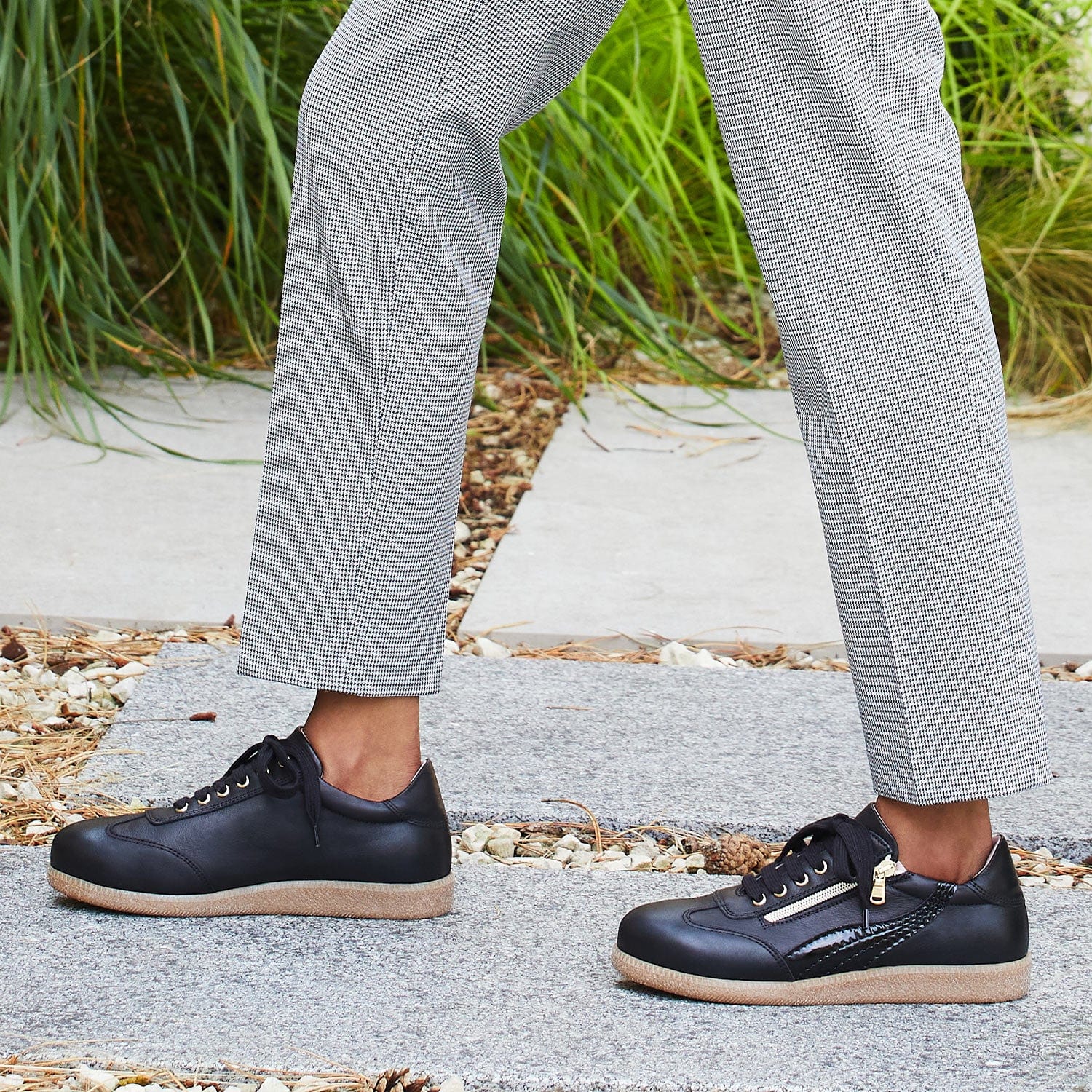 Shoes Swirl: Black Leather & Patent Sole Bliss USA
