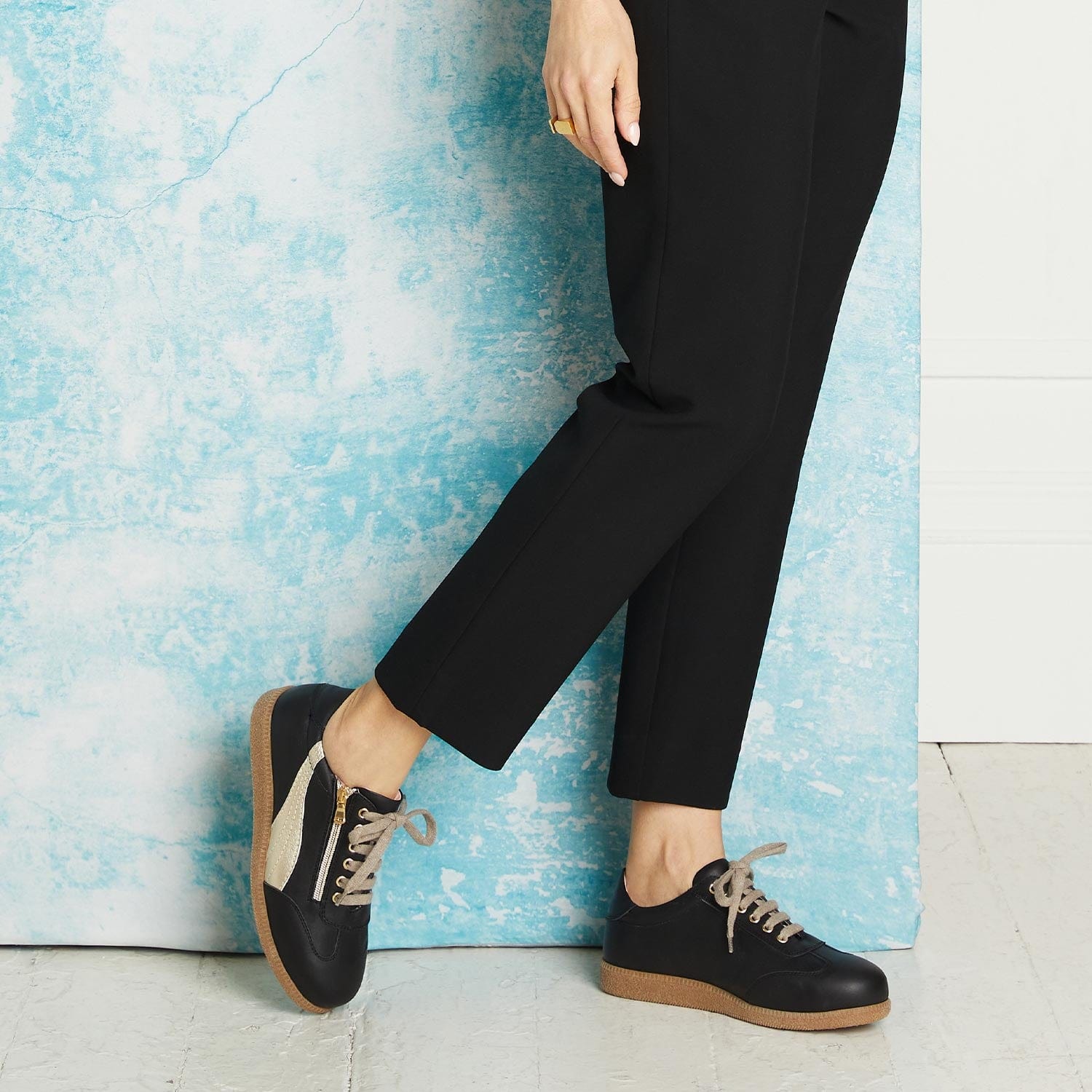 Shoes Swirl: Black Leather Sole Bliss USA