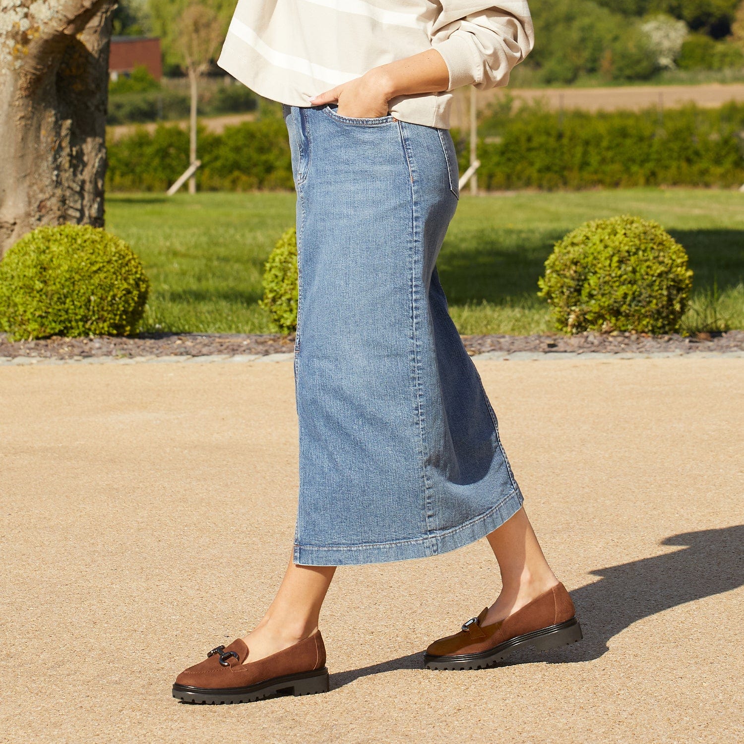 Shoes Treasure: Tobacco Suede Sole Bliss USA