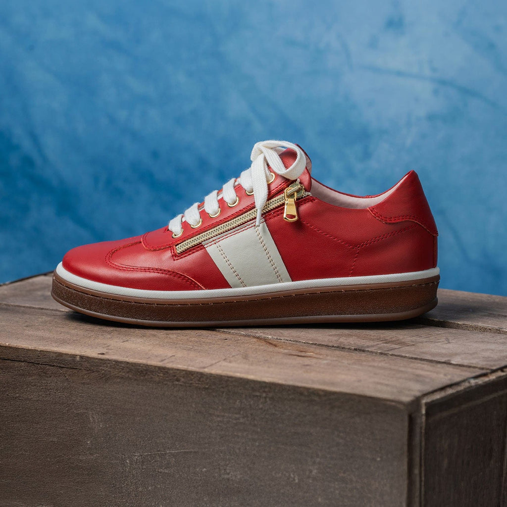 NWOT Retro Anti Slip Workwear Women\'s Casual Red Leather Sport Sneakers Women main image 4