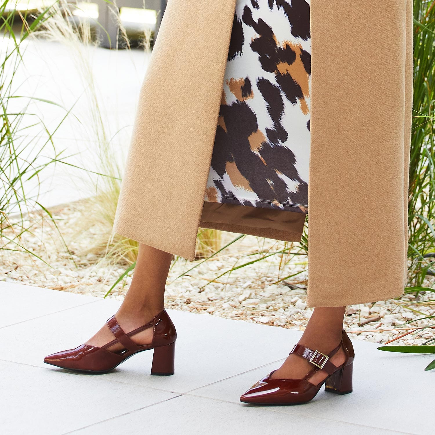 Shoes Chloe: Chestnut Patent Sole Bliss USA