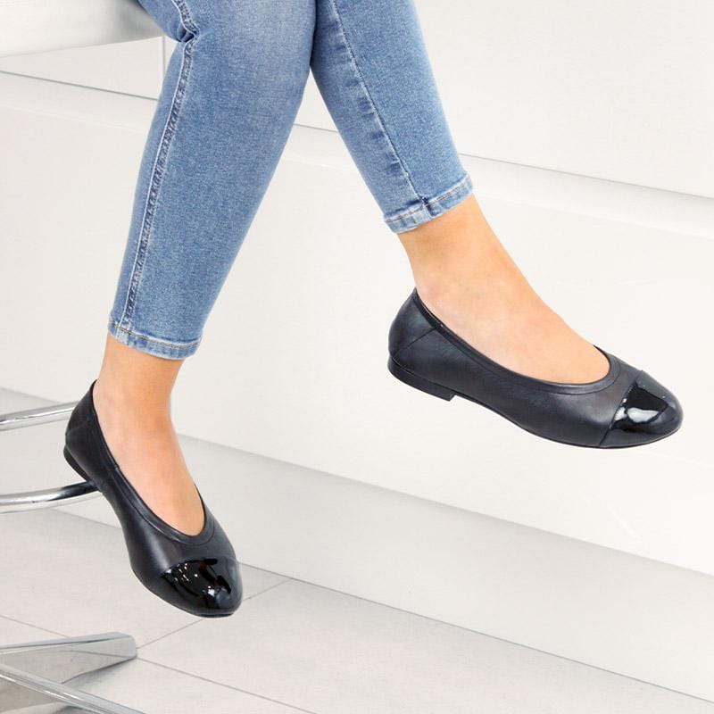 Shoes Luna: Black Leather & Patent Sole Bliss USA