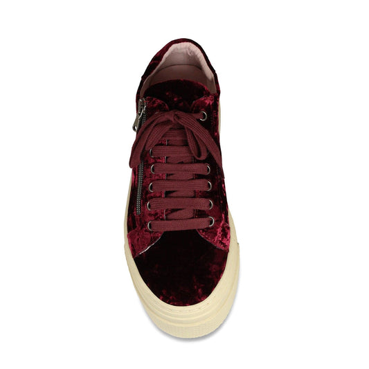 Diva: Luxe Berry Velvet Shoes Sole Bliss