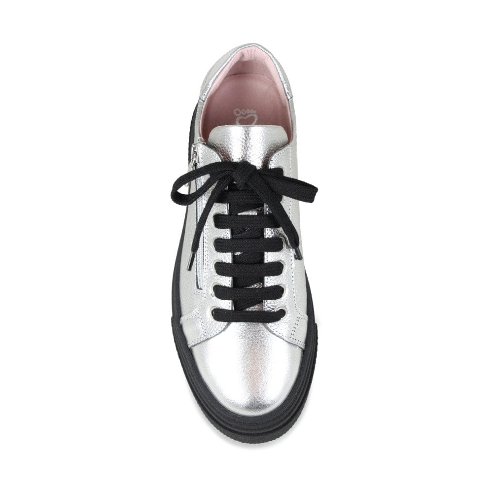 Diva: Silver Leather & Black Shoes Sole Bliss