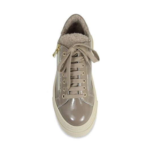 Diva-Fur: Taupe Patent Leather Shoes Sole Bliss