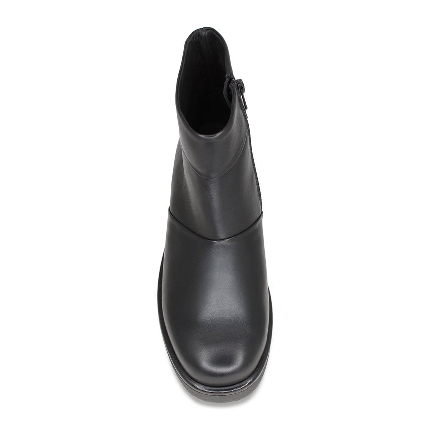 Eleanor: Black Leather Boots Sole Bliss