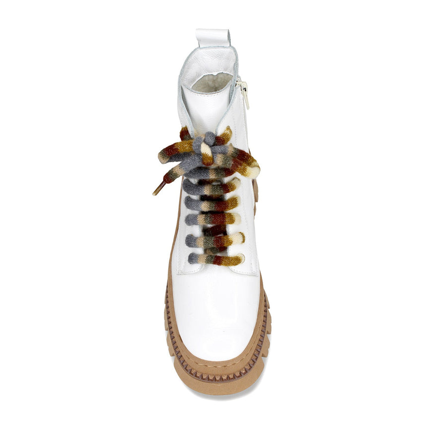 Fjord: White Patent Boots Sole Bliss