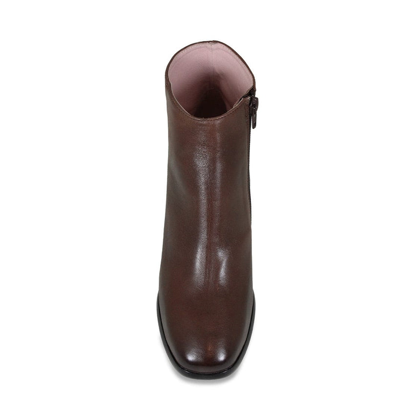 Frankie: Chestnut Leather Boots Sole Bliss