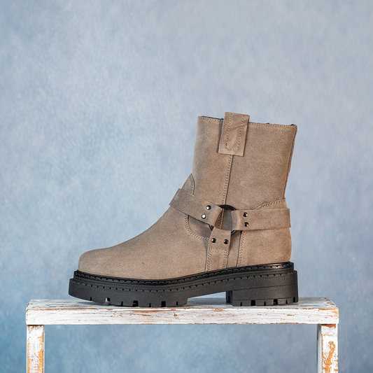 Indie: Taupe Suede & Gunmetal
