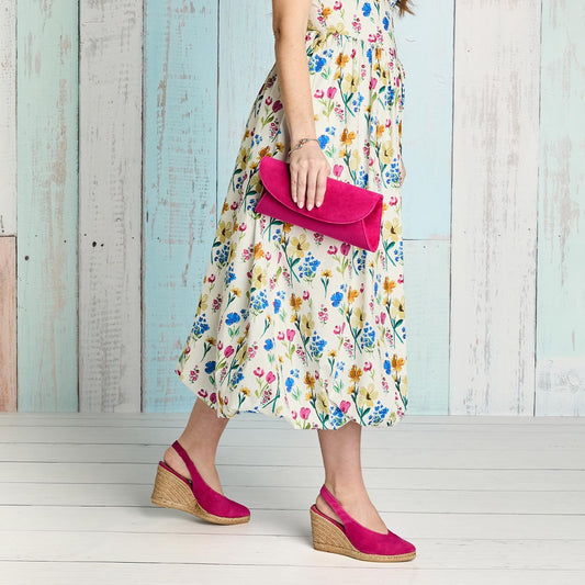 Java: Hot Pink Suede Shoes Sole Bliss