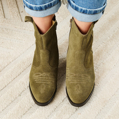 Boots Pioneer: Olive Suede Sole Bliss USA