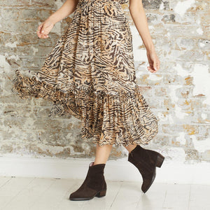 Boots Montana: Chocolate Suede Sole Bliss USA