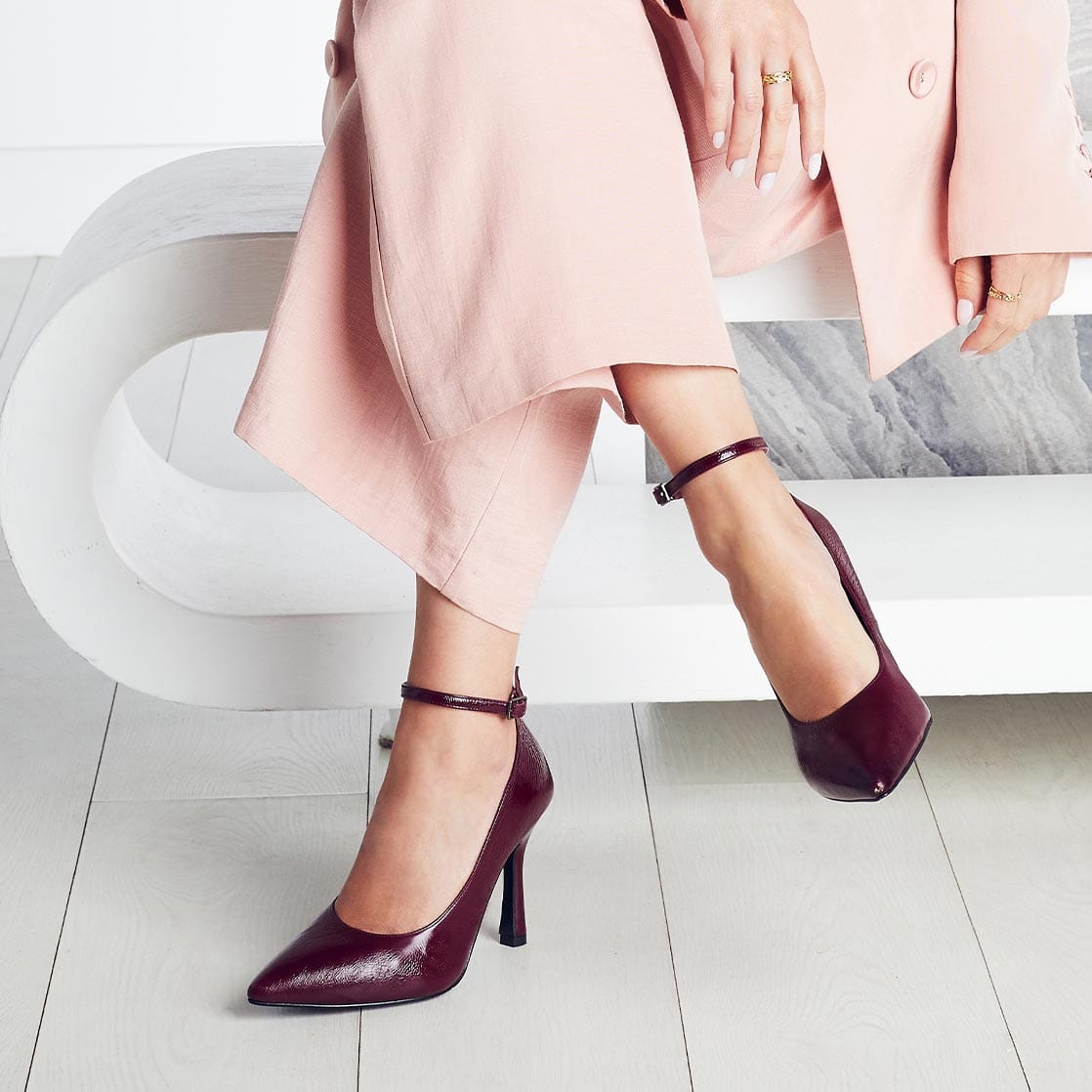 Comfy court heels Clearance