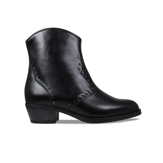 Phoenix: Black Leather Boots Sole Bliss