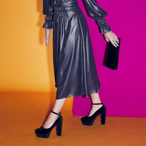 Shoes River: Black Velvet Sole Bliss USA