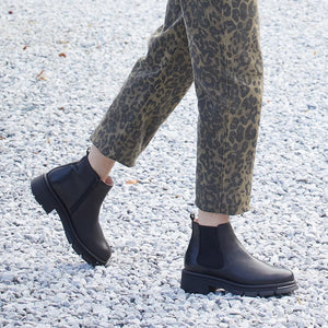 Boots Runway: Black Leather & Gunmetal Sole Bliss USA