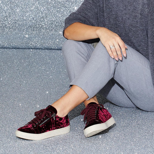 Sprint: Luxe Berry Velvet Shoes Sole Bliss