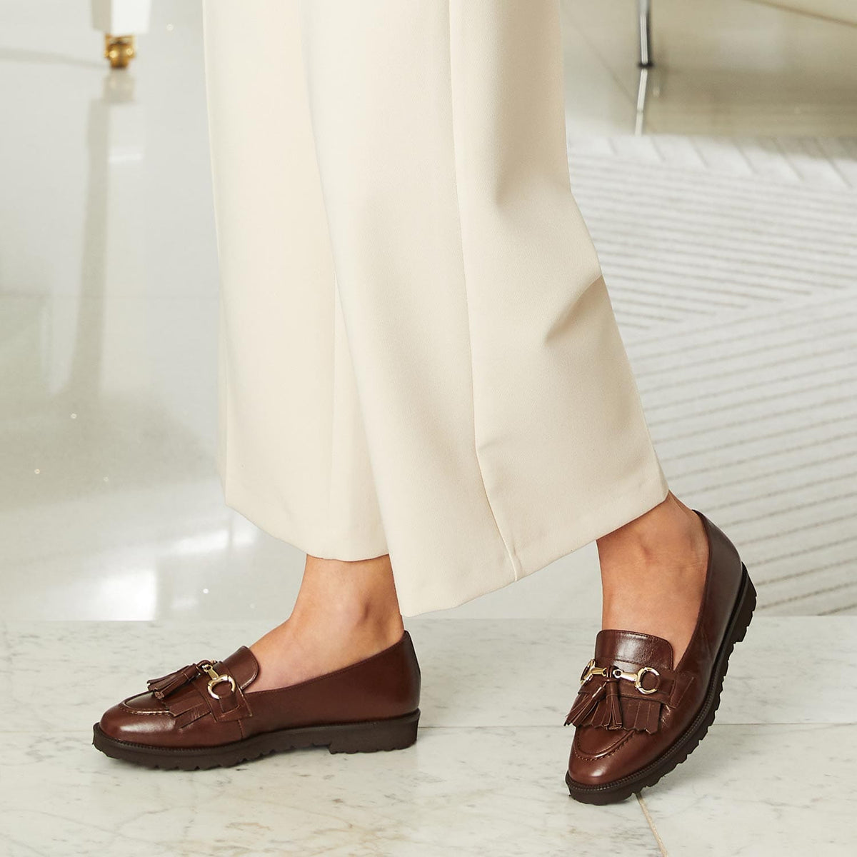 women brown dress shoes Sole Bliss Women's Wide Fitting Loafers With Buckle and Tassel In Leather - Size US 5.5 Meta Casual Dress Dusty Rose Country Ruffled up Light Brown Womens Color:Navy Burnout