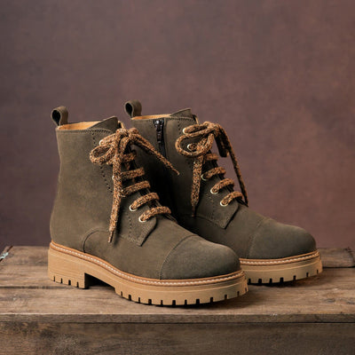 Boots Tread: Truffle Suede Sole Bliss USA