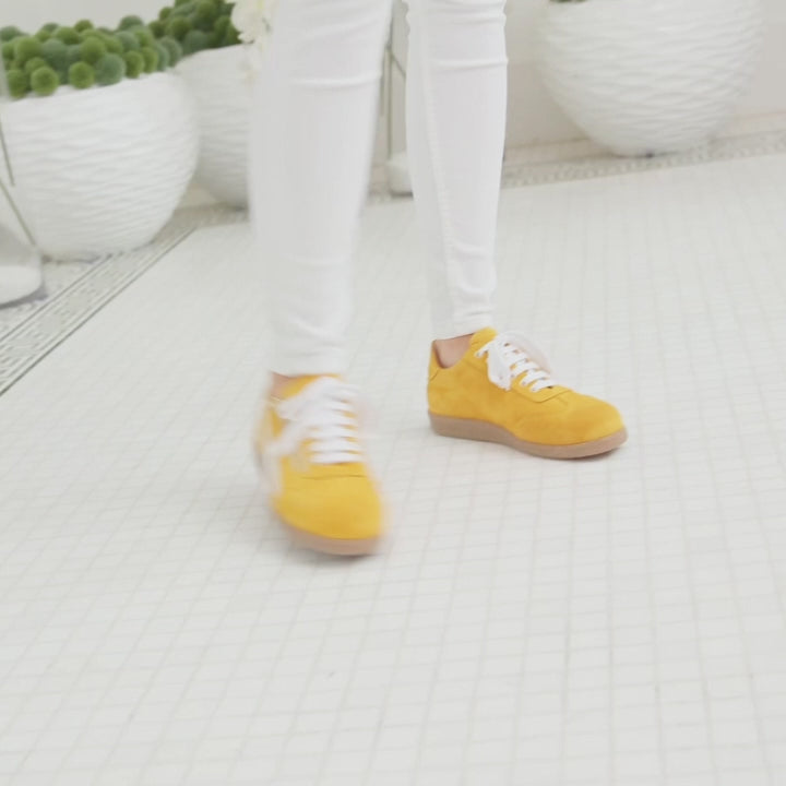 Swirl: Sunflower Suede
