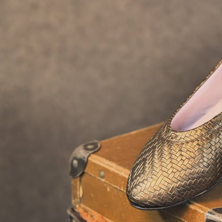 Luna: Bronze Weave Leather