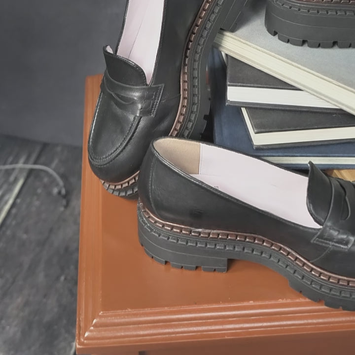 Trophy: Black Leather