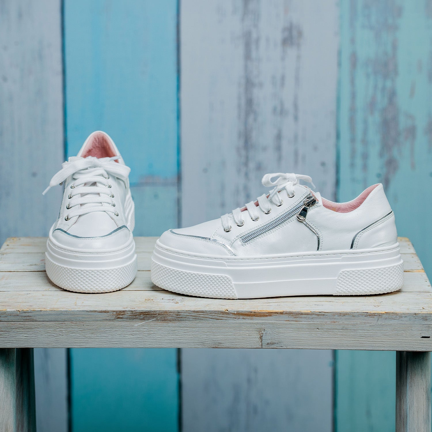 Jazz: White Leather & Silver Shoes Sole Bliss