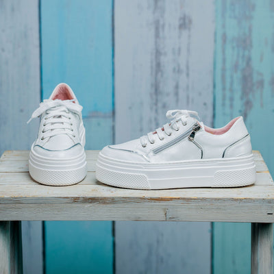 Jazz: White Leather & Silver Shoes Sole Bliss