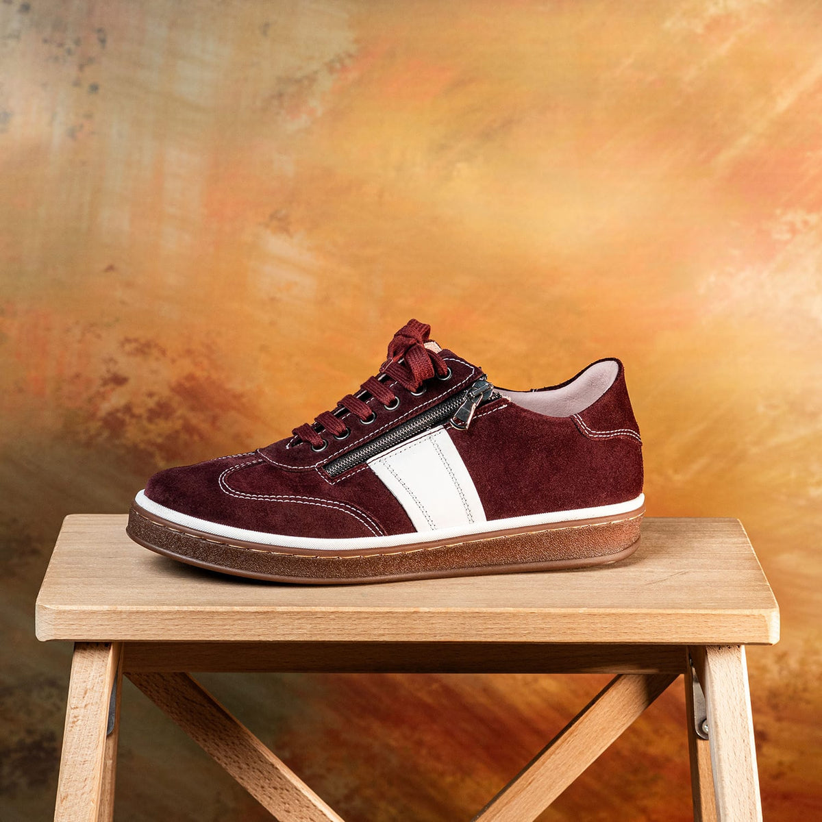 Shoes Metro: Burgundy Suede Sole Bliss USA