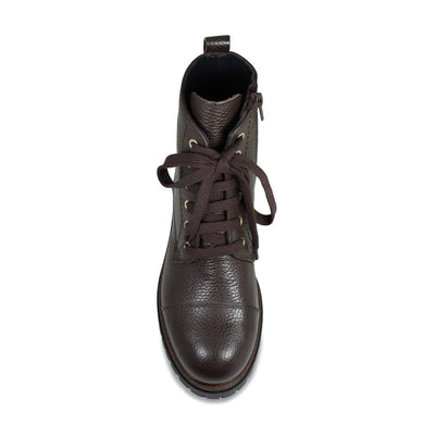 Tread: Brown Leather